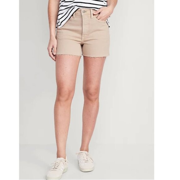 NEW Old Navy Cream High Rise Straight Secret Smooth Pockets Fried Hem Short P205 - Picture 1 of 8